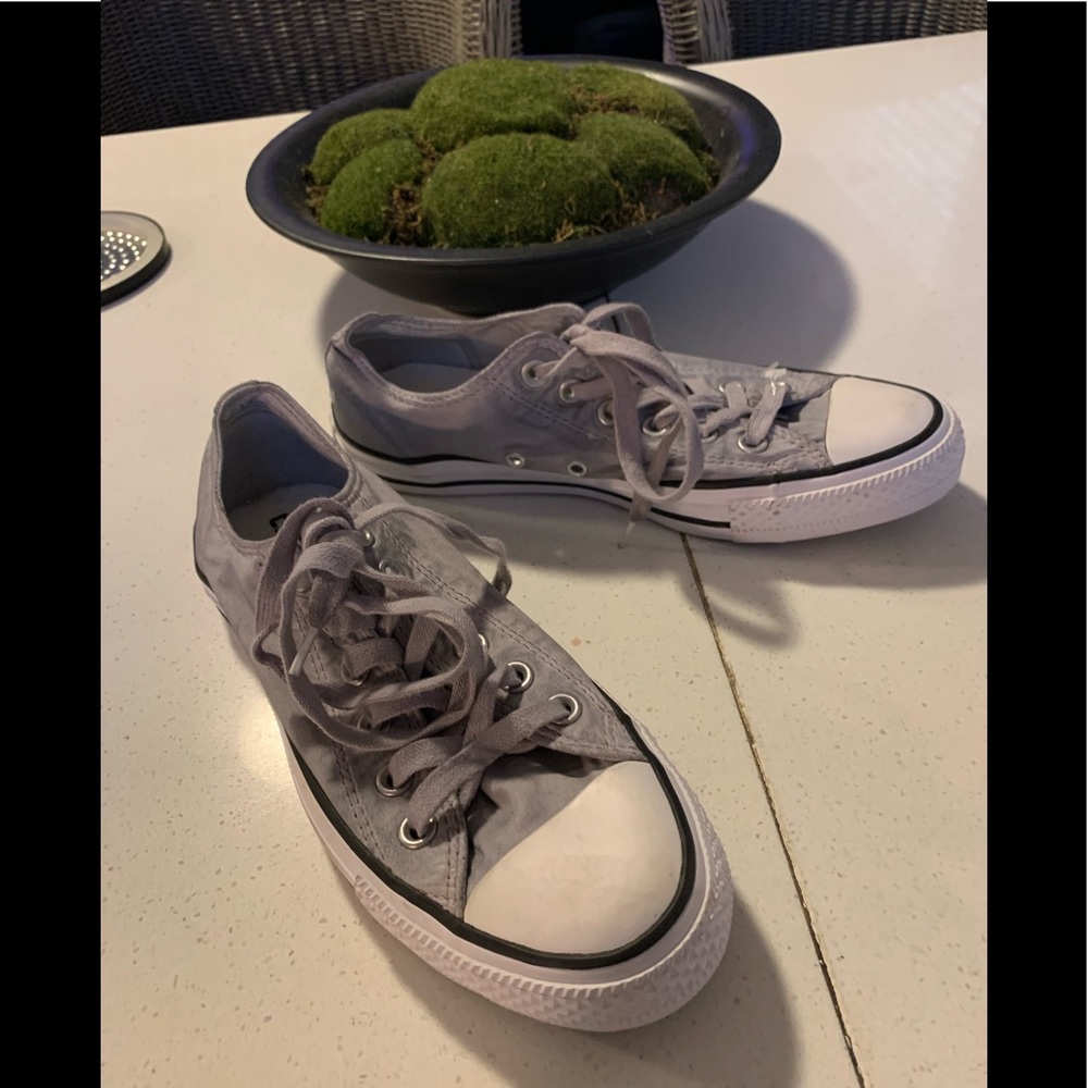 New CONVERSE size 8